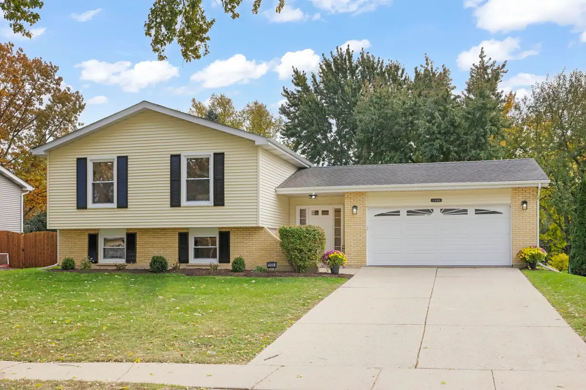 1100 Brentwood Lane, Wheaton, IL 60189 - Image #1