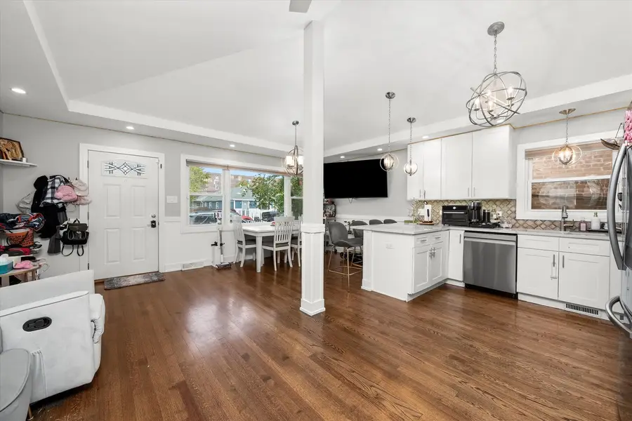 7457 W 64th Street, Summit, IL 60501 - Image #2