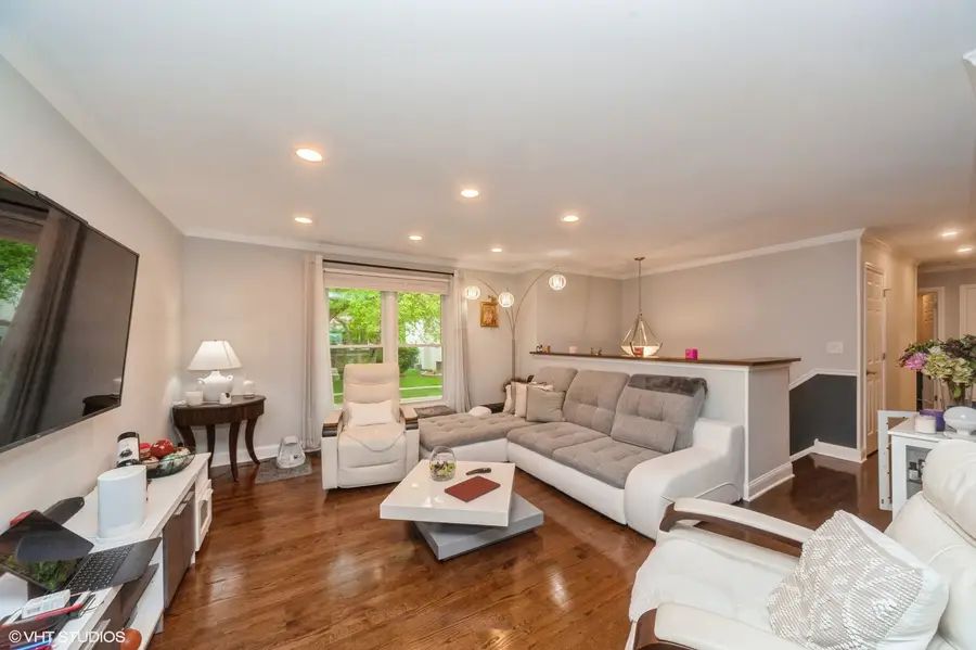 Address Withheld By Seller, Vernon Hills, IL 60061 - #2