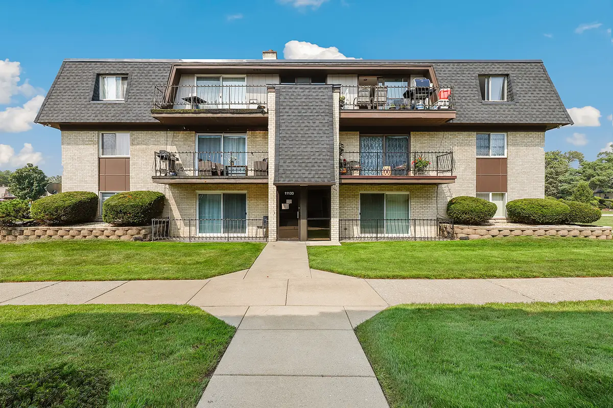 11133 S 84th Avenue #3A, Palos Hills, IL 60465 - Image #1