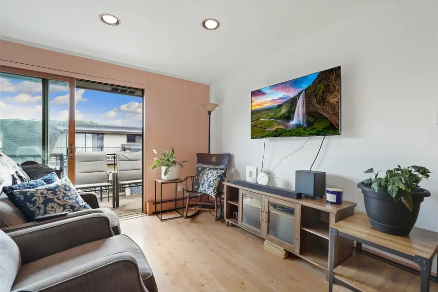 11133 S 84th Avenue #3A, Palos Hills, IL 60465 - Image #2