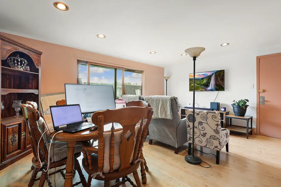 11133 S 84th Avenue #3A, Palos Hills, IL 60465 - Image #3