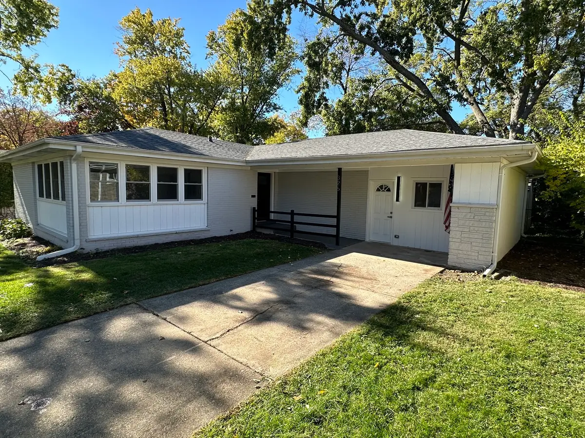 326 Indian Drive, Glen Ellyn, IL 60137 - Image #1