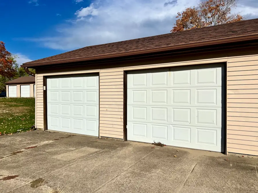 1202 Dean Drive, Urbana, IL 61802 - Image #2