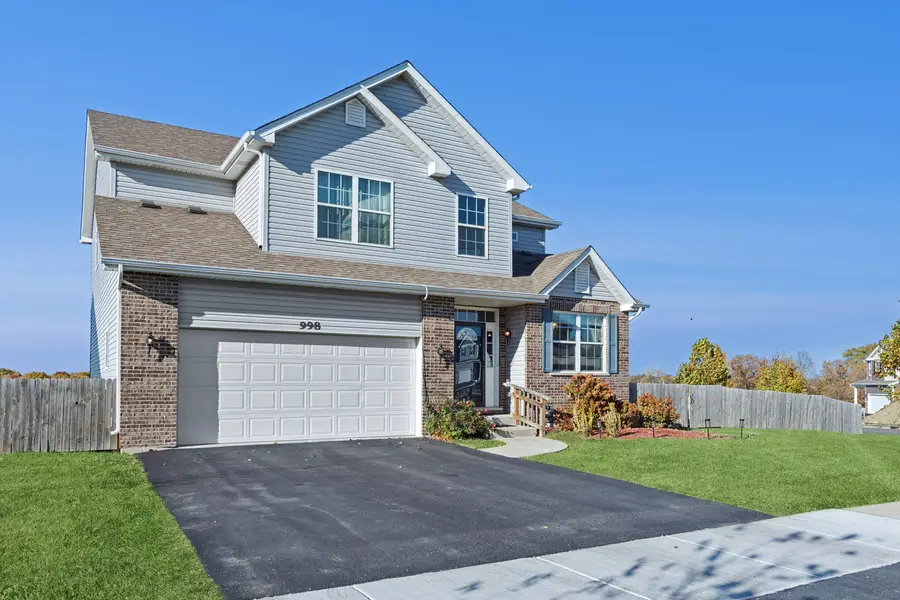 998 Garnet Lane, Montgomery, IL 60538 - Image #2