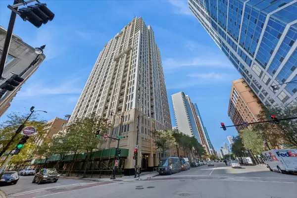1250 S Michigan Avenue #1400, Chicago, IL 60605