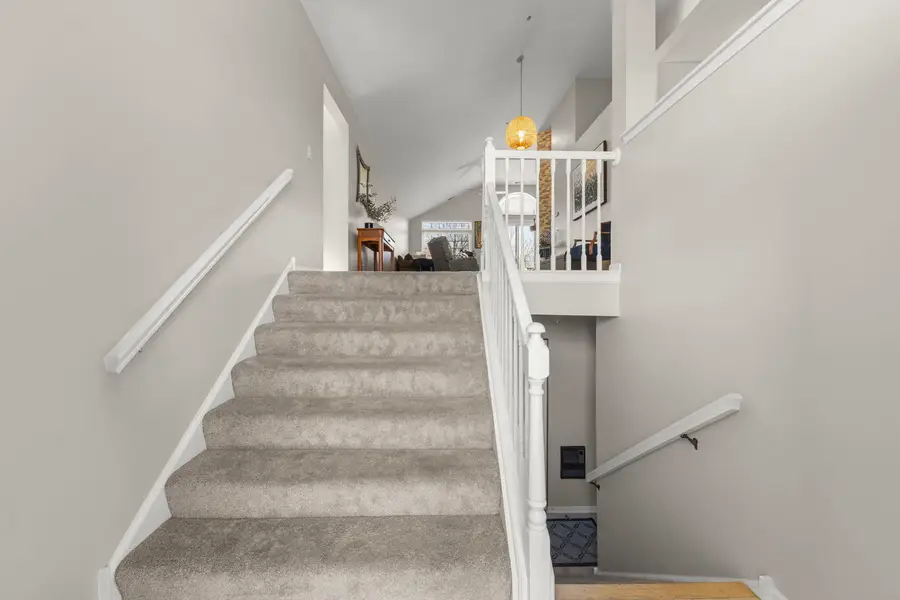 401 Cromwell Circle #2, Bartlett, IL 60103 - Image #2