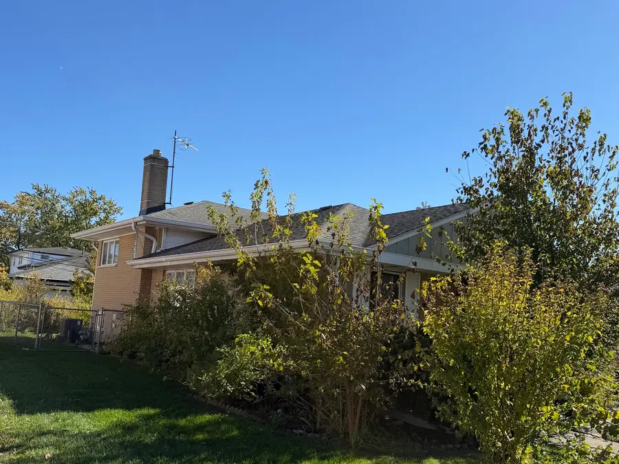 9037 N Chester Avenue, Niles, IL 60714 - Image #3