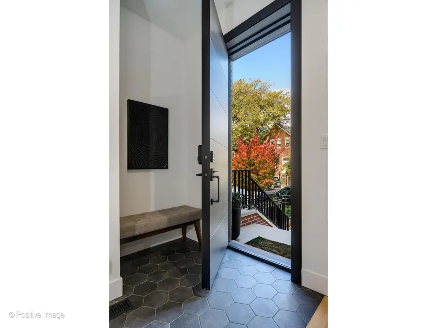 2313 W Montana Street, Chicago, IL 60647 - Image #2