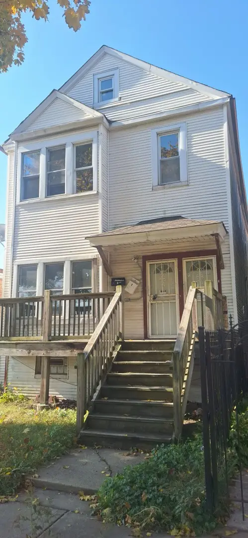 9338 S Marquette Avenue, Chicago, IL 60617 - Image #1