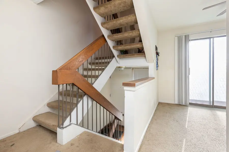 1620 Waxwing Court, Schaumburg, IL 60173 - Image #3