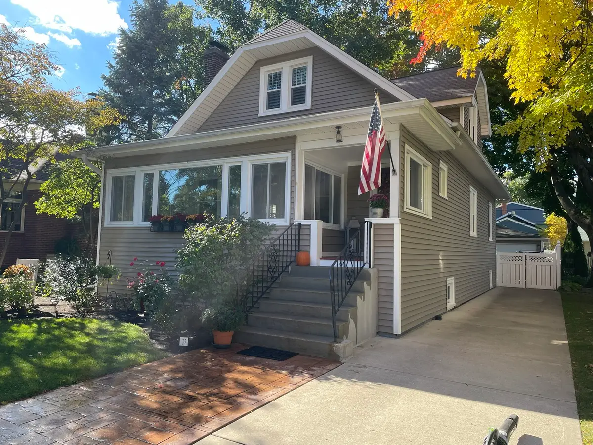 66 Dover Avenue, La Grange, IL 60525 - Image #1