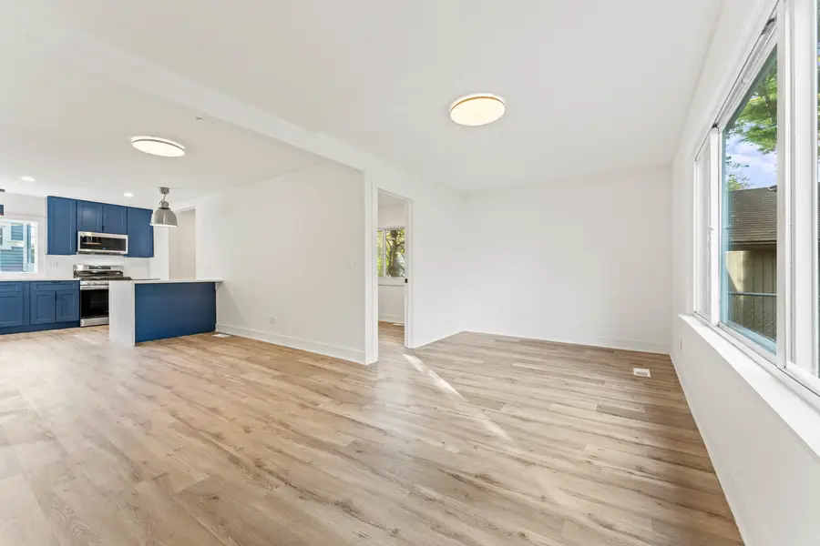 18241 Ridgewood Avenue, Lansing, IL 60438 - Image #2