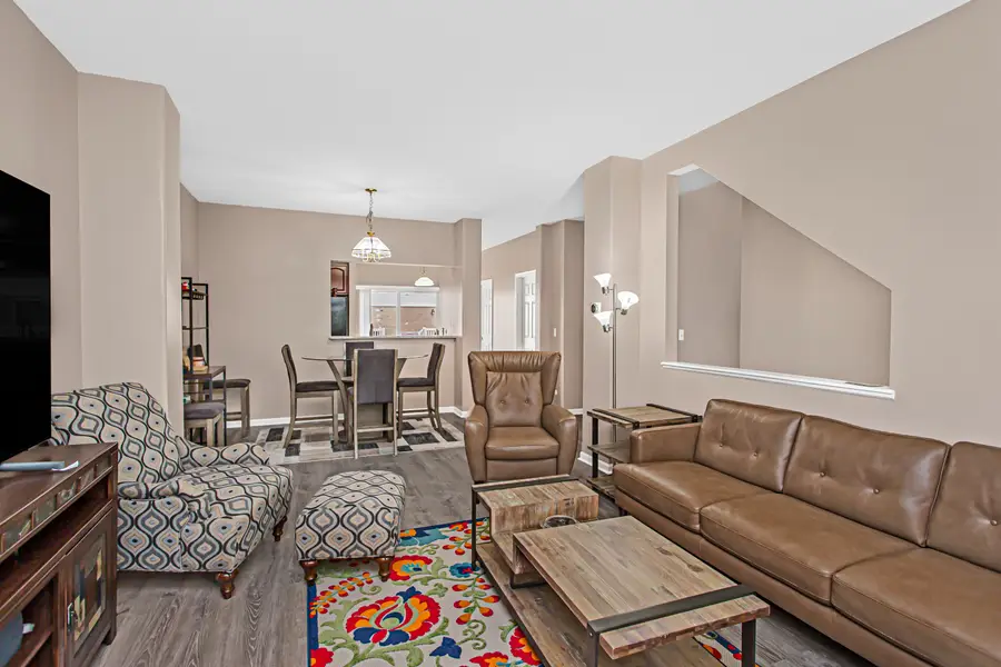 2129 W Concord Lane, Addison, IL 60101 - Image #3