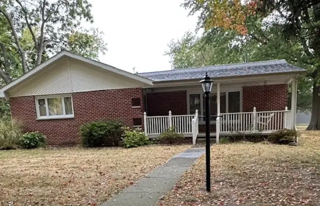 421 N Illinois Street, Atwood, IL 61913 - Image #1