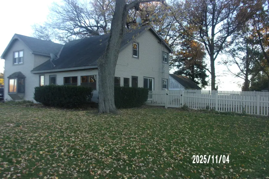 101 S Voss Grove, Martinton, IL 60951 - Image #3