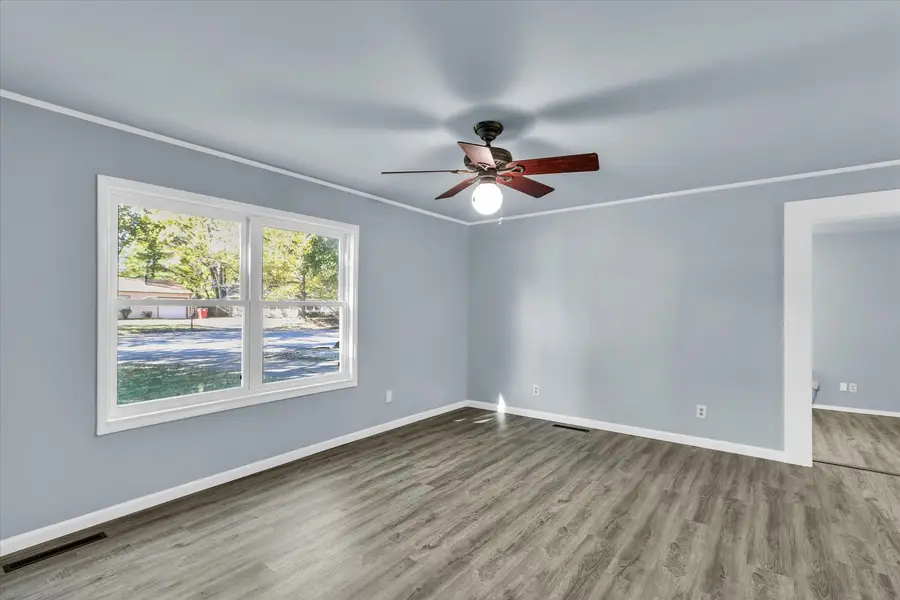 1402 Scottsdale Drive, Champaign, IL 61821 - Image #2