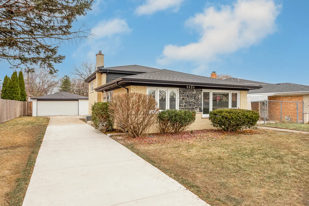 9804 Massasoit Avenue, Oak Lawn, IL 60453 - Image #1