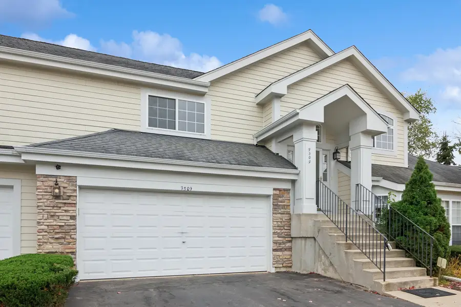 9509 Georgetown Lane #9509, Crystal Lake, IL 60014 - Image #3