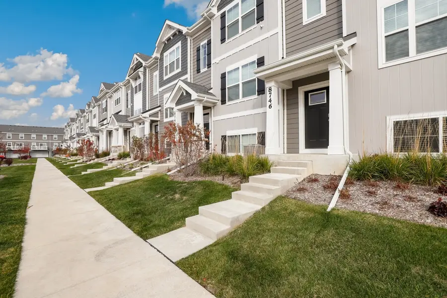 8746 Clover Lane, Saint John, IN 46373 - Image #2