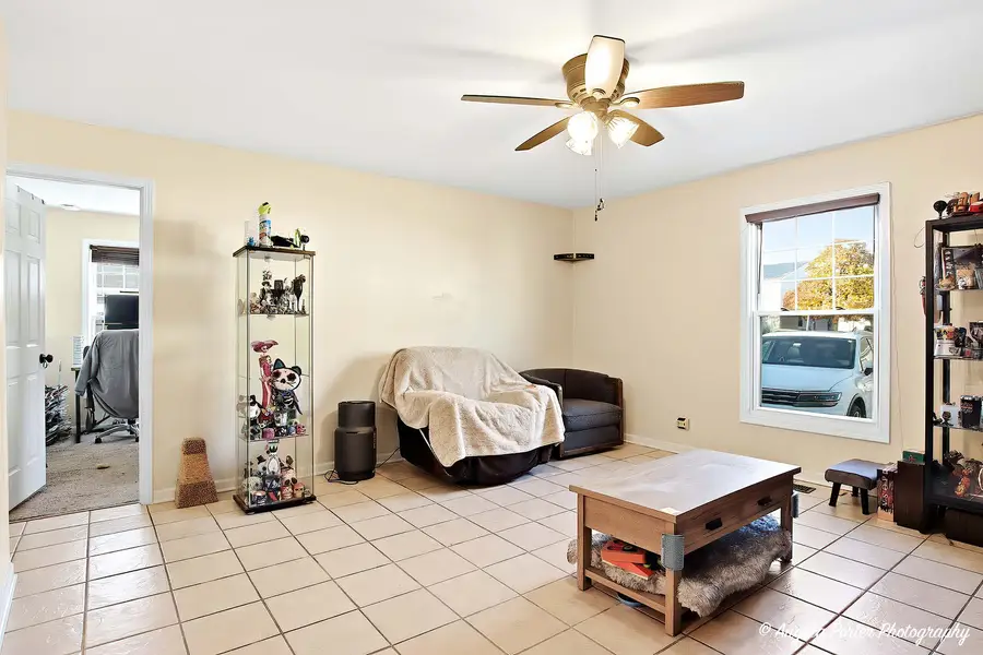 357 Farmingdale Circle, Vernon Hills, IL 60061 - Image #2