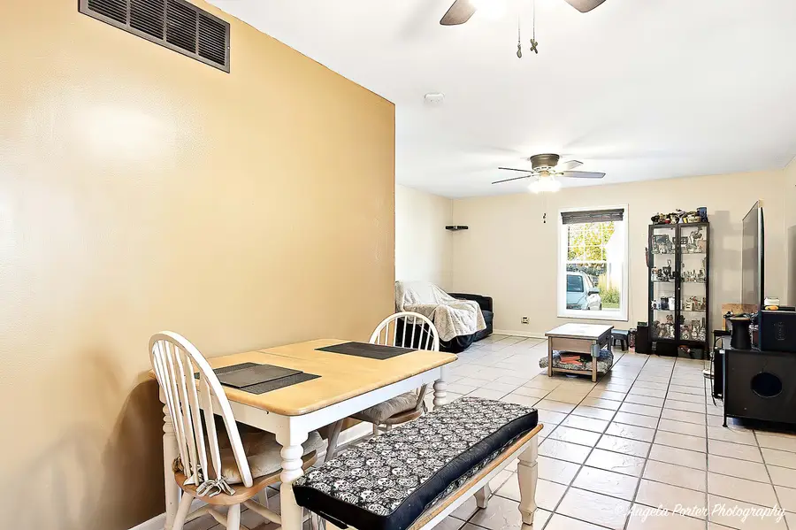 357 Farmingdale Circle, Vernon Hills, IL 60061 - Image #3