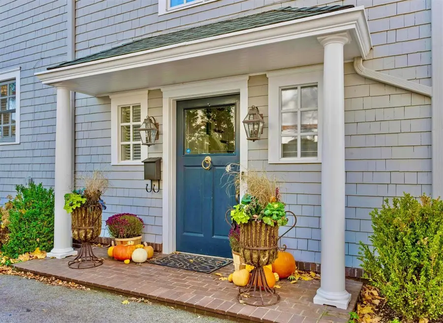 213 Linden Street, Winnetka, IL 60093 - Image #2