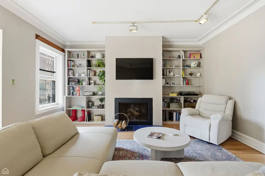 5522 S Everett Avenue #3S, Chicago, IL 60637 - Image #2