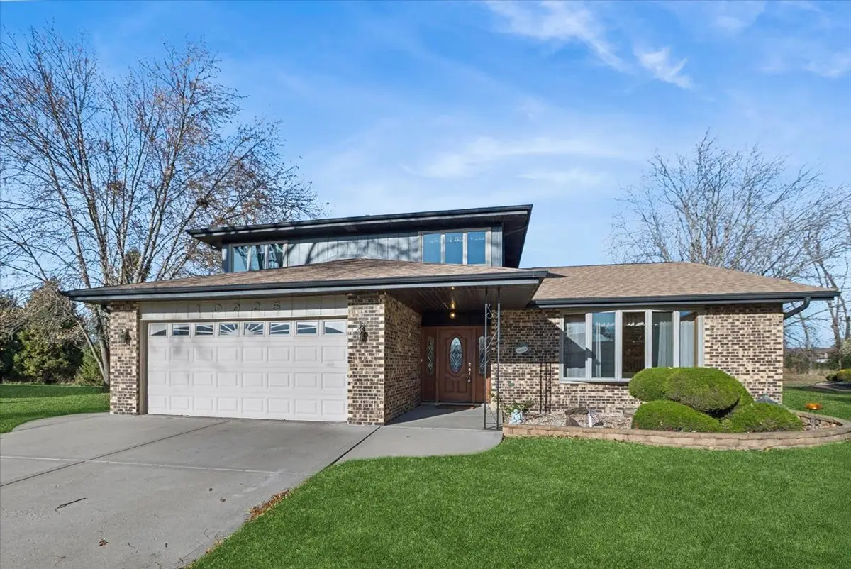 10925 Valley Court, Palos Hills, IL 60465 - Image #1