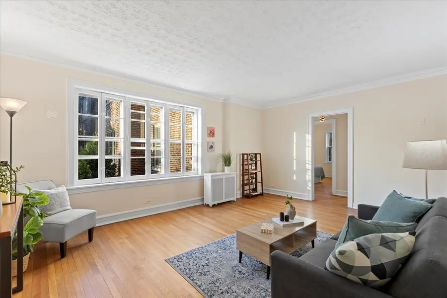 1216 Central Street #2W, Evanston, IL 60201 - Image #2