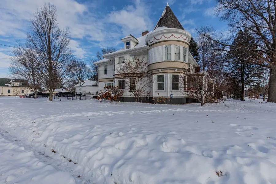 405 E Peru Street, Princeton, IL 61356 - #3