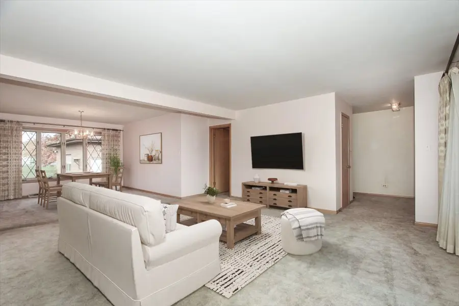 1420 Indian Hill Drive, Schaumburg, IL 60193 - Image #3