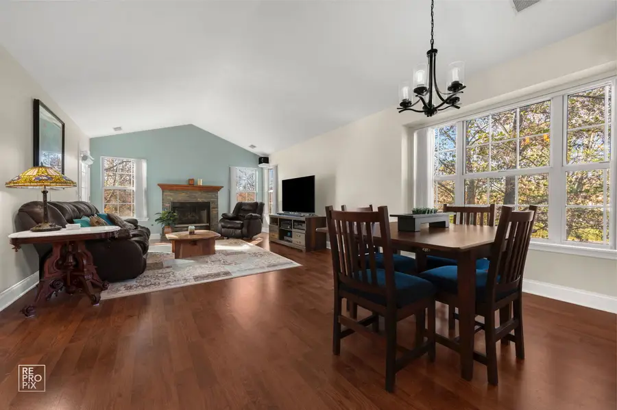 2810 Belle Lane, Schaumburg, IL 60193 - Image #2