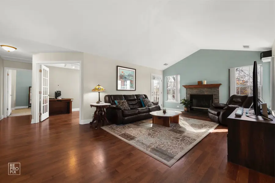 2810 Belle Lane, Schaumburg, IL 60193 - Image #3