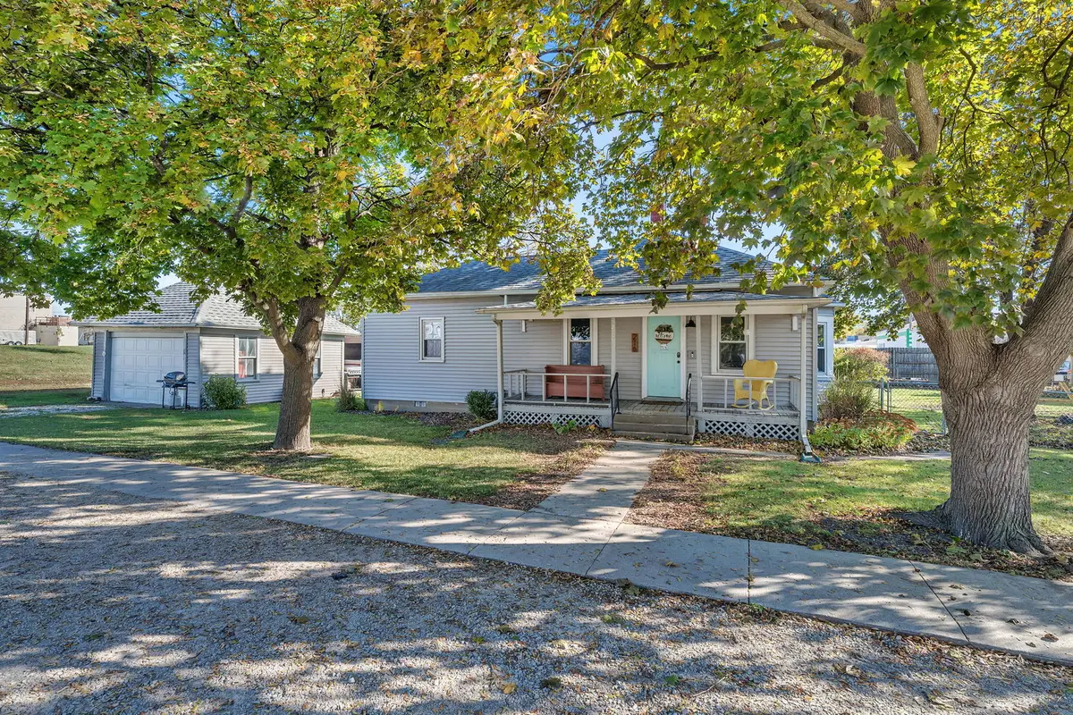 216 N Cash Street, Seneca, IL 61360 - Image #1