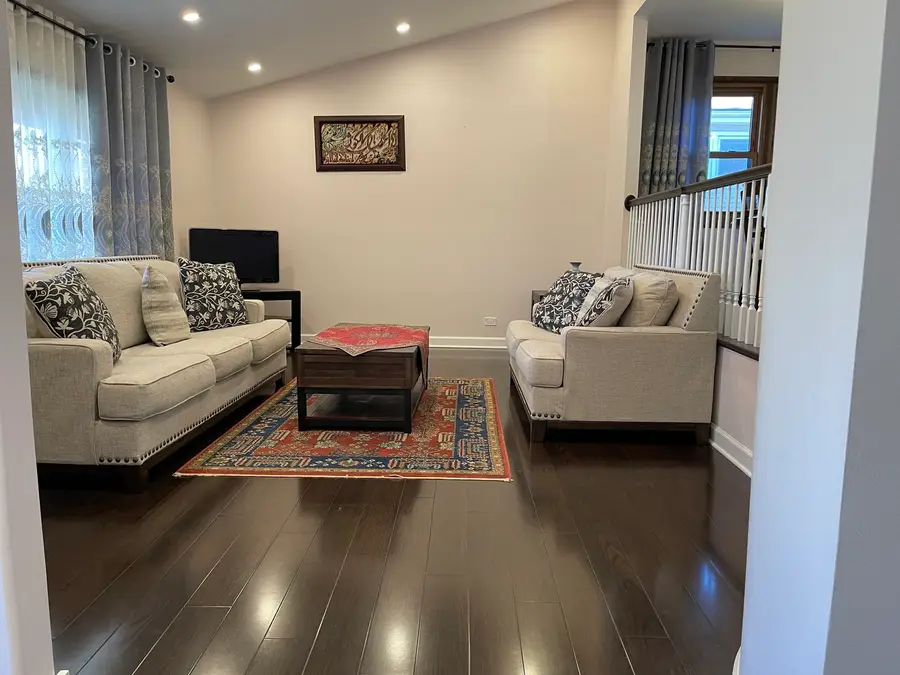 1925 E Waverly Lane, Arlington Heights, IL 60004 - Image #3