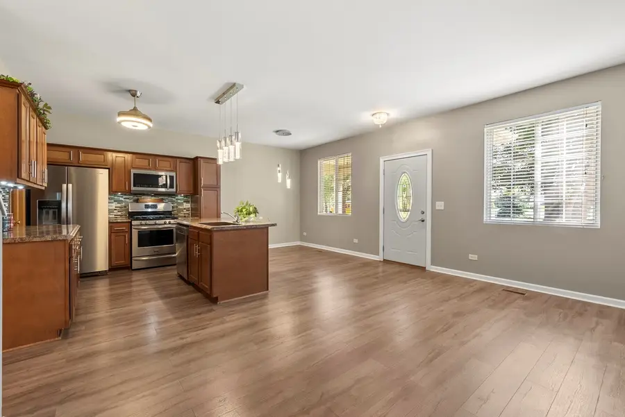 1565 Azalea Circle, Romeoville, IL 60446 - Image #3