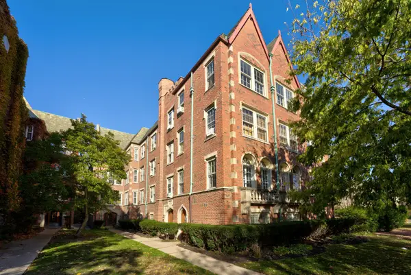 817 Brummel Street #1S, Evanston, IL 60202