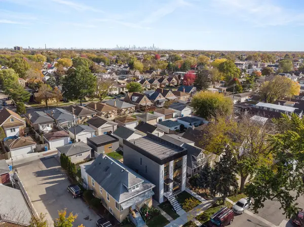 4959 N Merrimac Avenue, Chicago, IL 60630