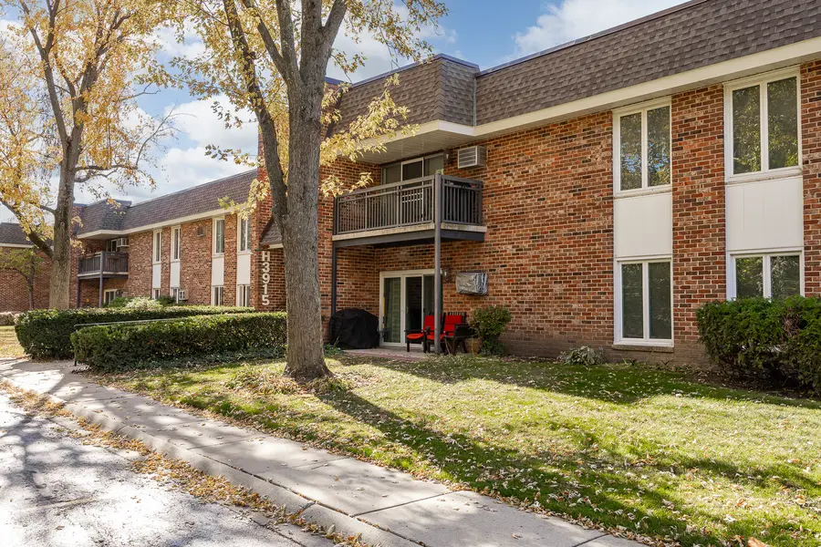3915 Saratoga Avenue #H214, Downers Grove, IL 60515 - Image #2