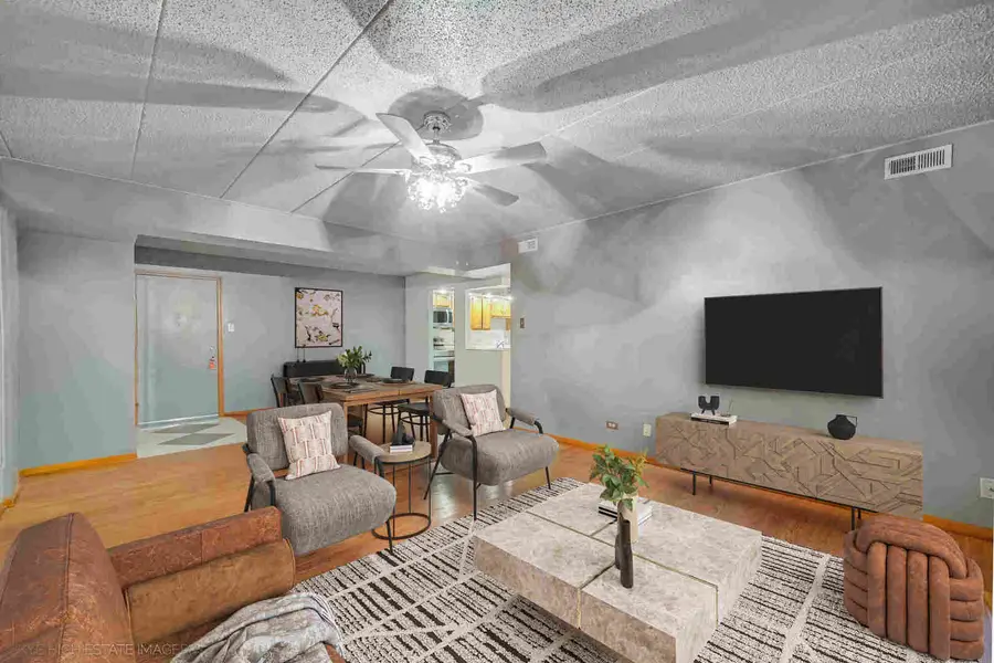 18315 Burnham Avenue #204, Lansing, IL 60438 - Image #3