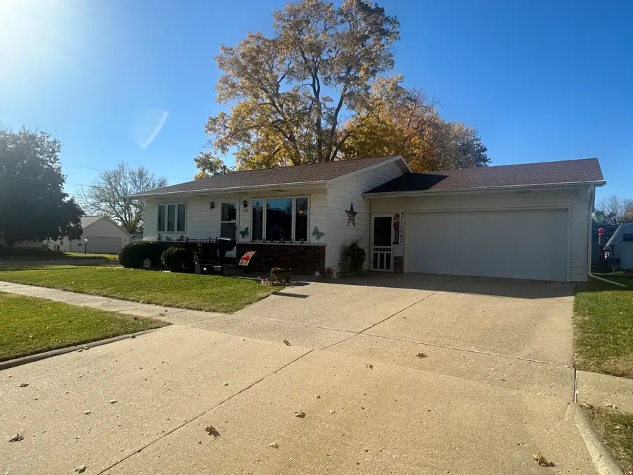 309 S Grape Street, Morrison, IL 61270 - Image #3