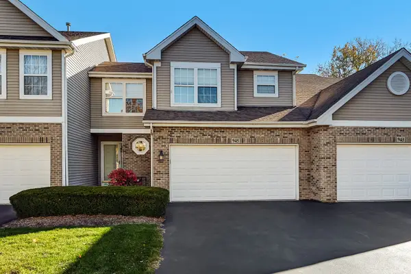 945 Willow Street, Itasca, IL 60143