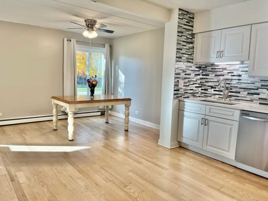 1104 N Mill Street #205, Naperville, IL 60563 - Image #2