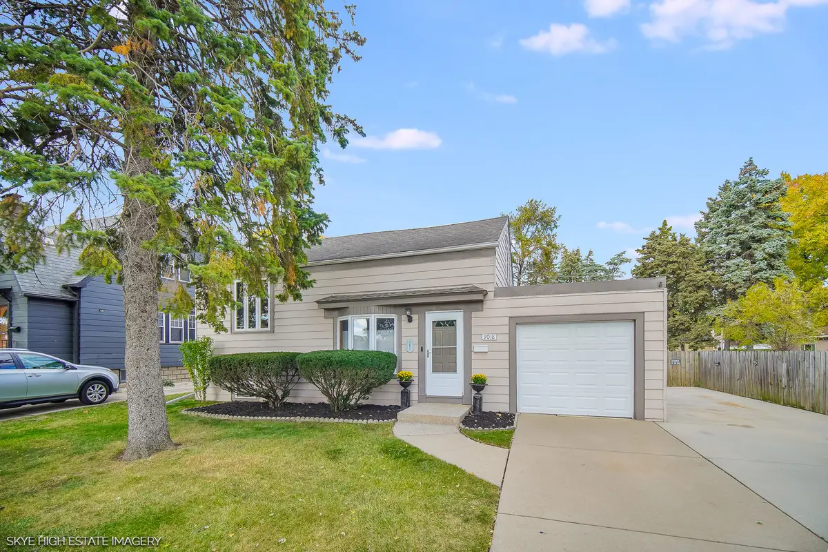 9018 Roach Avenue, Brookfield, IL 60513 - Image #1