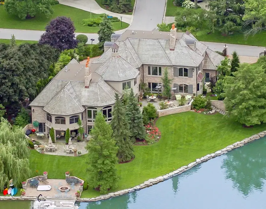 561 W 58th Street, Hinsdale, IL 60521 - #2