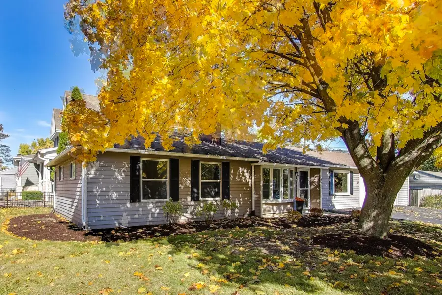 1321 W Liberty Drive, Wheaton, IL 60187 - Image #2