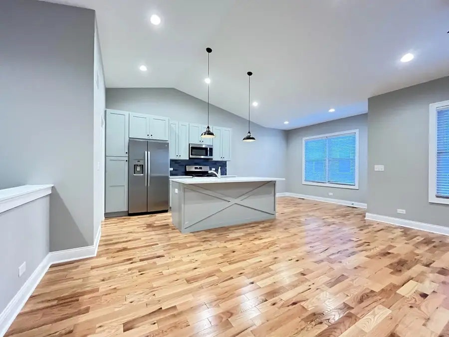 514 Cobblestone Circle, Harvard, IL 60033 - Image #3