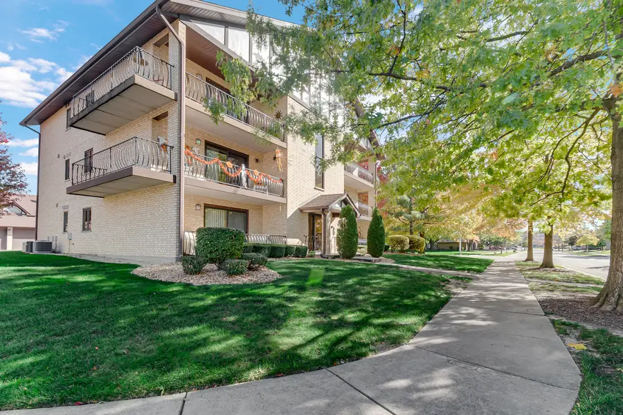 17961 Royal Oak Court #1S, Tinley Park, IL 60477 - Image #3