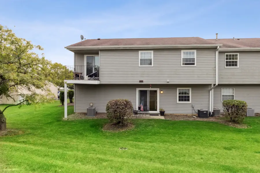 66 Gant Circle #D, Streamwood, IL 60107 - Image #3